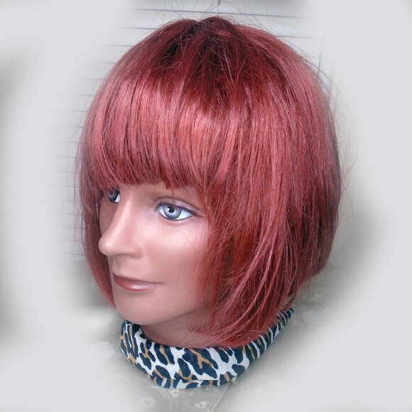 Red Hair Wig, Classic Bob for 50s Looks and 60s 70s 80s etc Styles - Picture 2 of 15